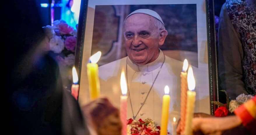 Papa. Veglie di preghiera, messe e rosari nelle diocesi di Piemonte e Valle d'Aosta per accompagnare Francesco all’abbraccio del Padre